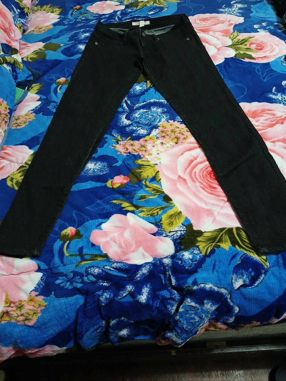Black Skinny Jeans